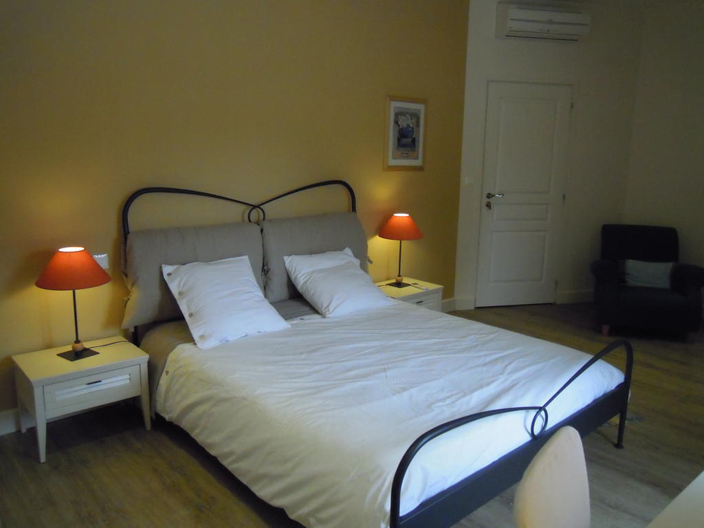 Clos des Secrets - Chambres d'Hôtes Crest Chambre photo